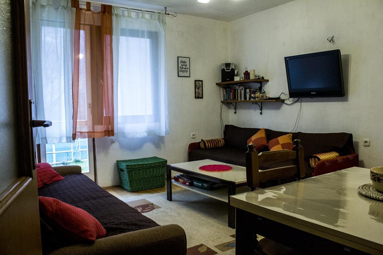 Kuca Lavanda Dreznjak Bagian luar foto