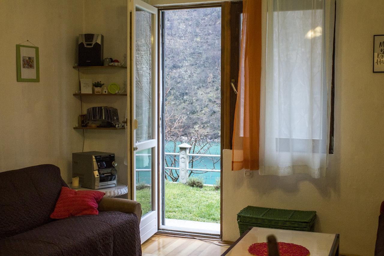 Kuca Lavanda Dreznjak Bagian luar foto