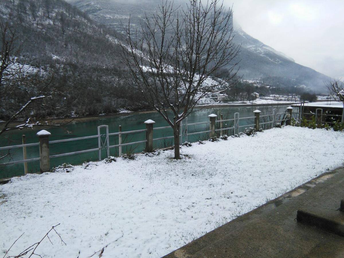 Kuca Lavanda Dreznjak Bagian luar foto