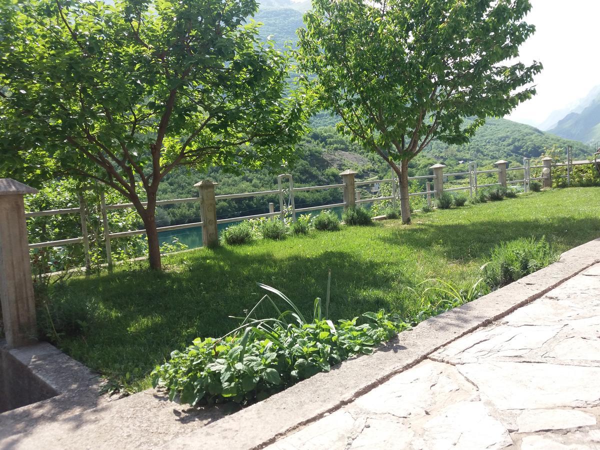 Kuca Lavanda Dreznjak Bagian luar foto