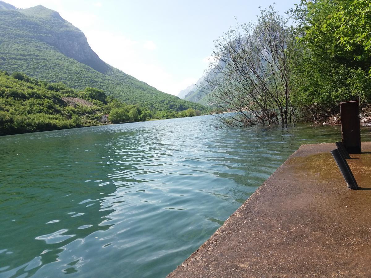 Kuca Lavanda Dreznjak Bagian luar foto