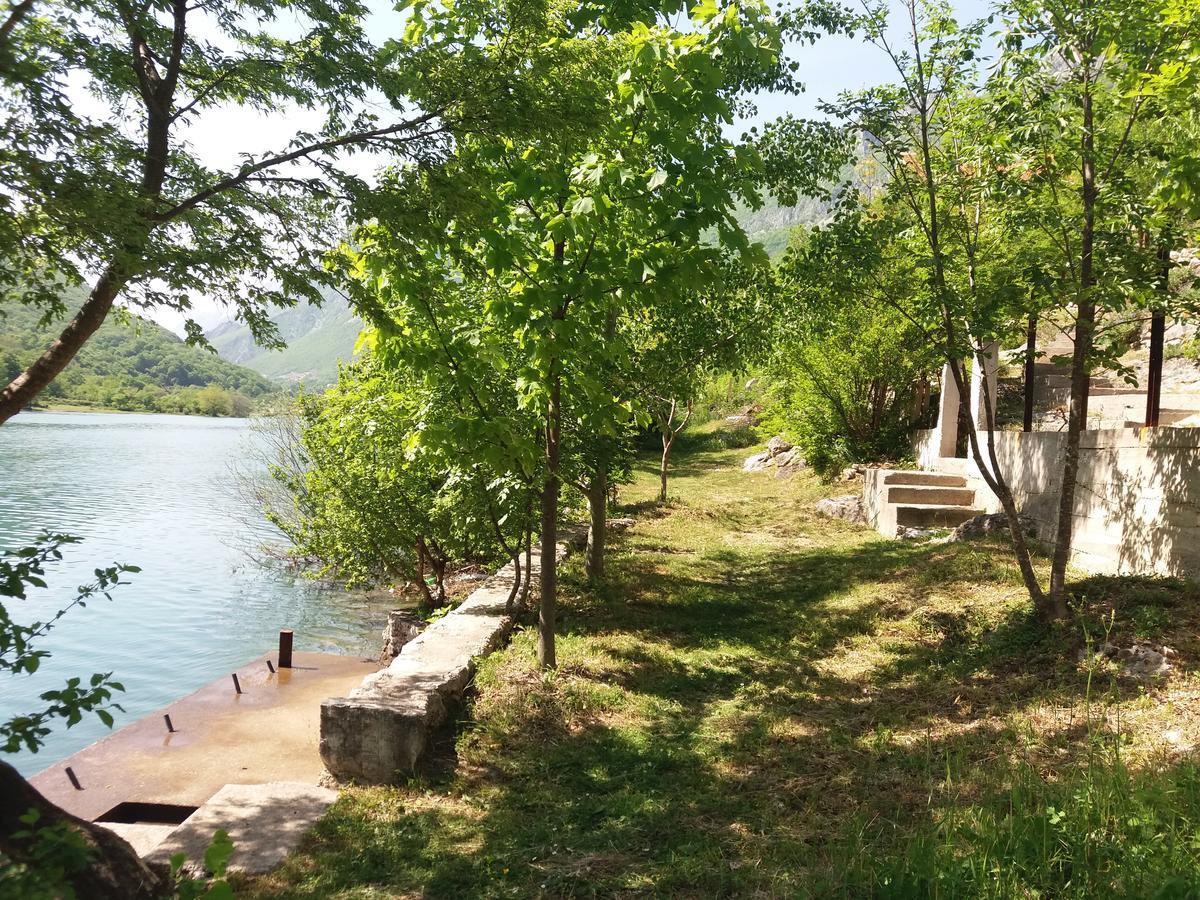Kuca Lavanda Dreznjak Bagian luar foto