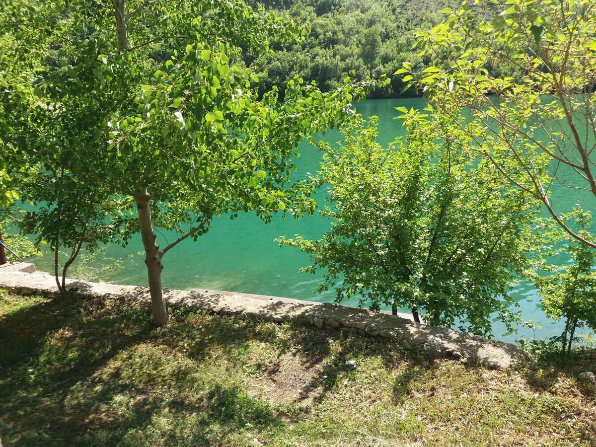 Kuca Lavanda Dreznjak Bagian luar foto